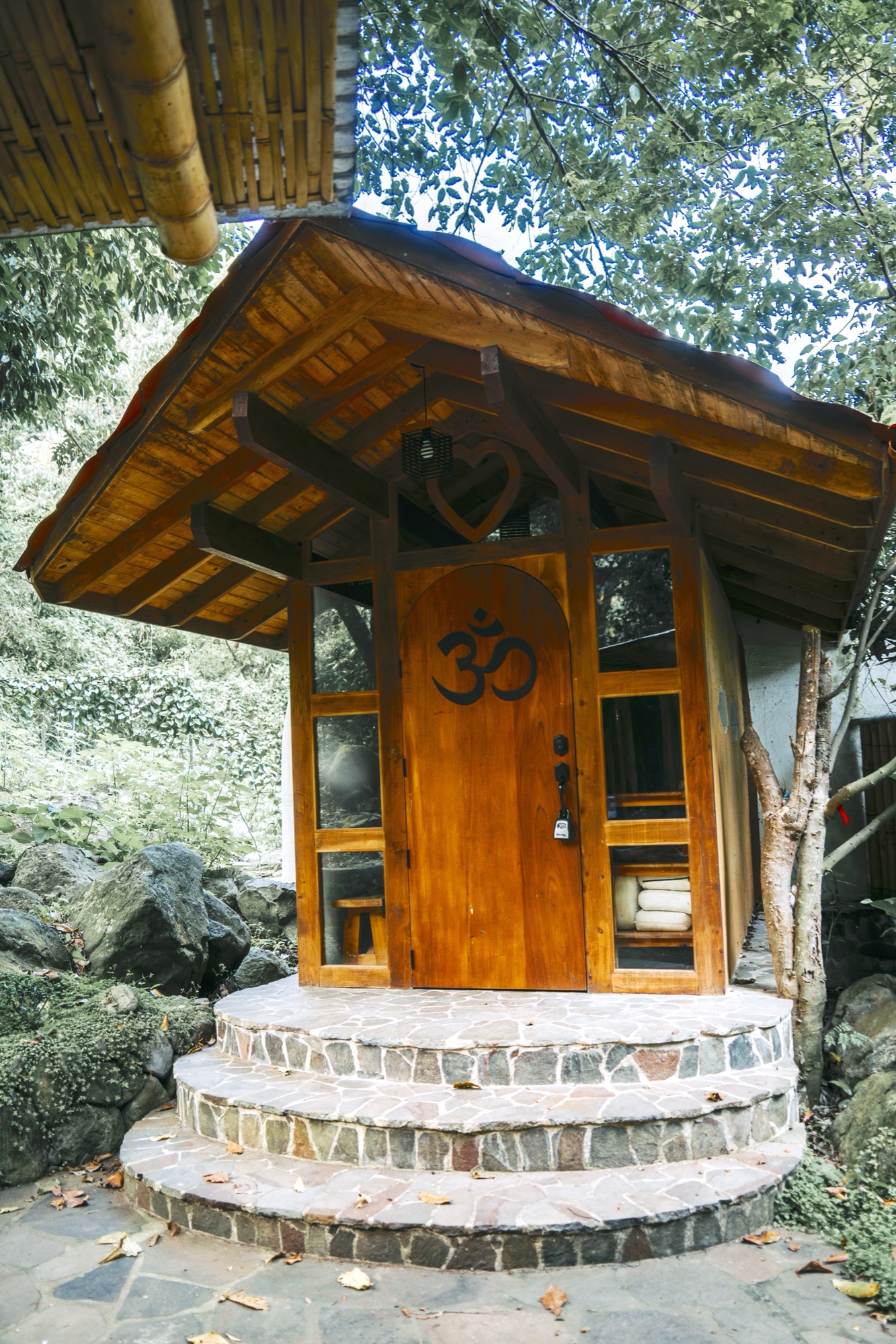 Om cabin entrance at Maestro Valley